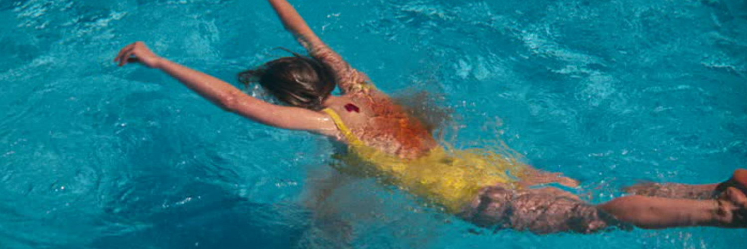 Swimming Pool Girl in Yellow 00.01.41.